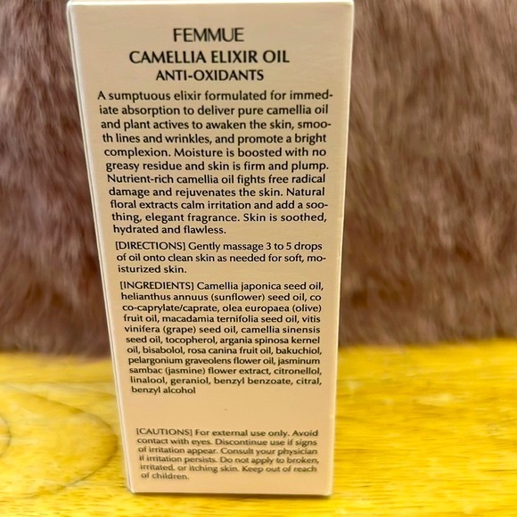 Lumiere Vital C Serum - Picture 2 of 3